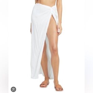 Mia Cover Up